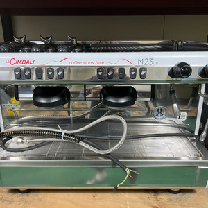 중고커피머신 라심발리m23업 팝니다