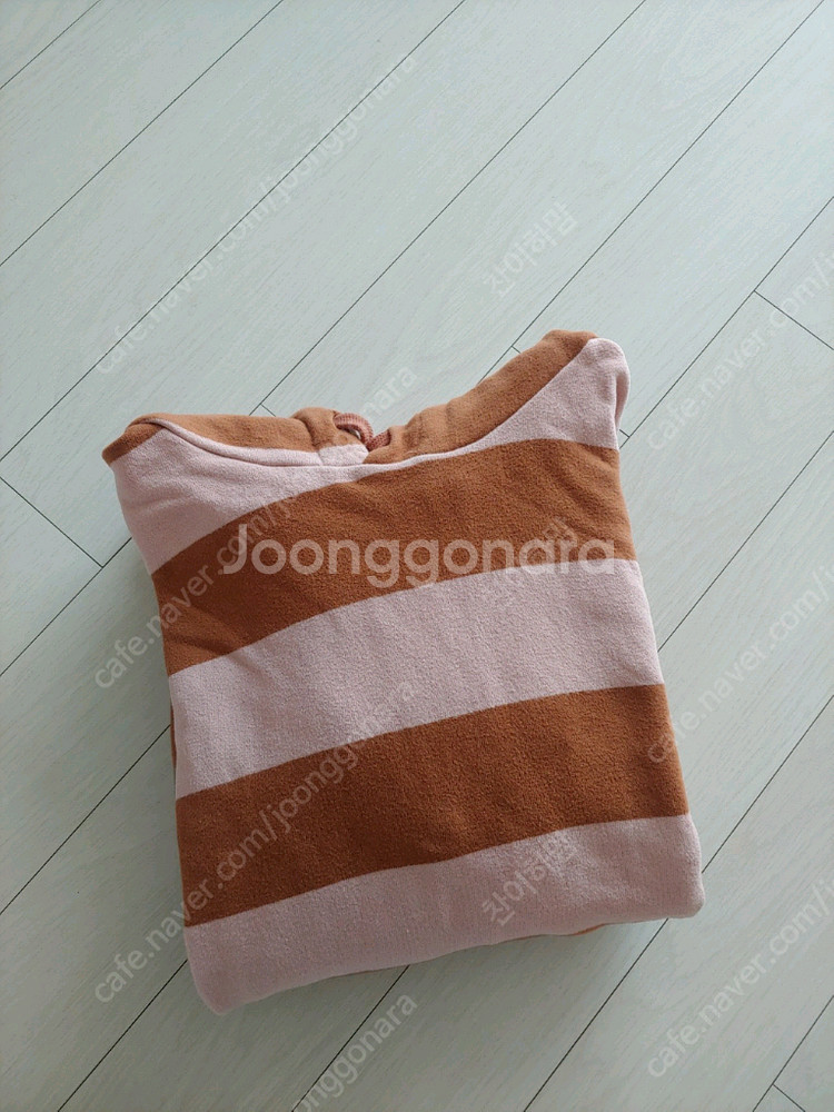 여아 150사이즈 정도 롱후드 기모 원피스(반값택포)--4