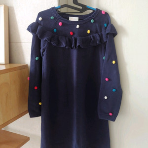 한나앤더슨 폼폼 러플 니트 원피스 120사이즈(반값택포