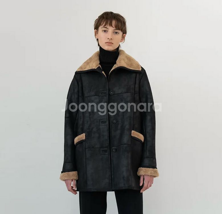 르 시어링 무스탕 하프코트 블랙 프리사이즈--0