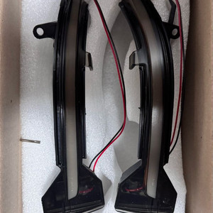 BMW F10 LCI 사이드미러 무빙 턴시그널 팝니다.