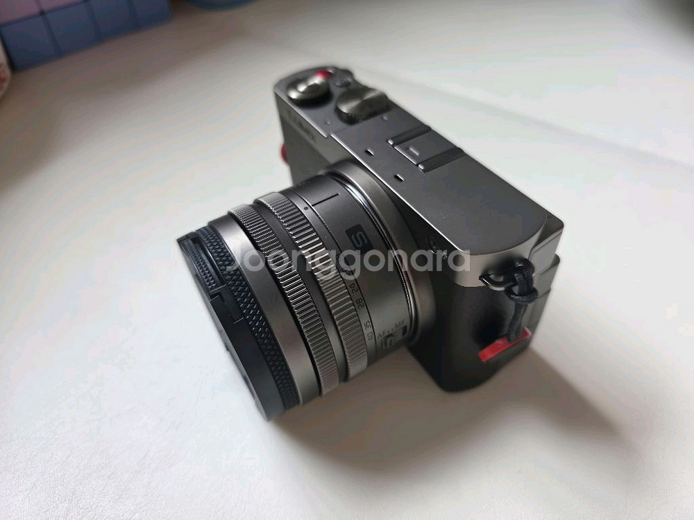 파나소닉 루믹스 s9 18-40킷 티타늄골드--2