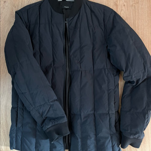 띠어리 경량 다운패딩