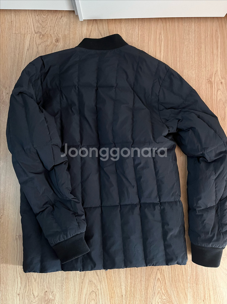 띠어리 경량 다운패딩--2