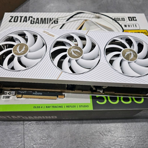 zotac rtx5080 white oc