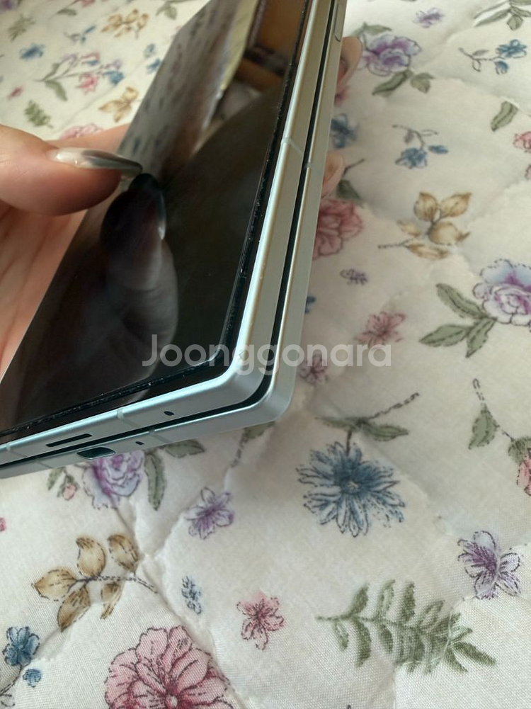 폴드7 민트 512 A급 판매합니다--7