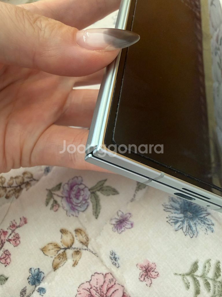 폴드7 민트 512 A급 판매합니다--8