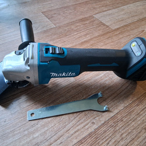 마끼다 그라인더