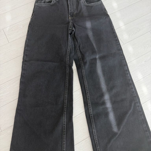 자라키즈 청바지 140