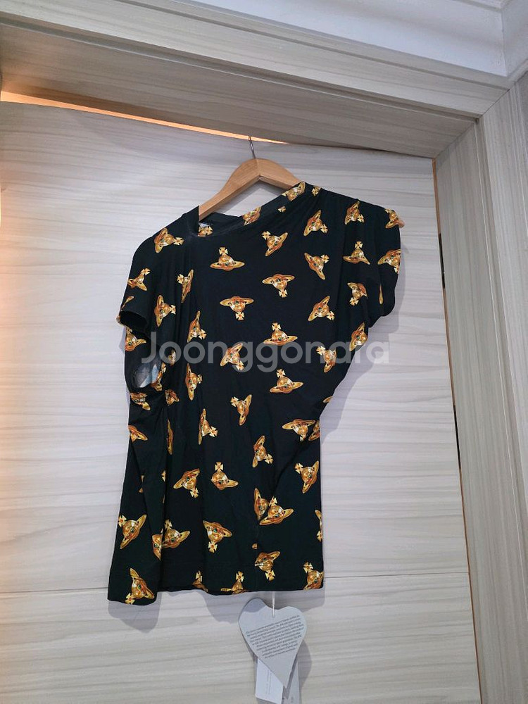 정품 비비안웨스트우드 탑 티셔츠--4