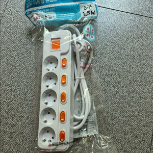 새제품 멀티 콘센트 5구 1.5M 멀티탭