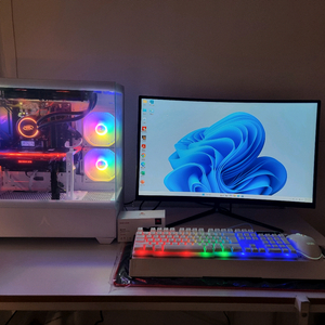 게이밍 컴퓨터 팝니다 풀세트.롤.피파.서든.발로란트.옵치.피시.PC.배그.영상편집.스팀