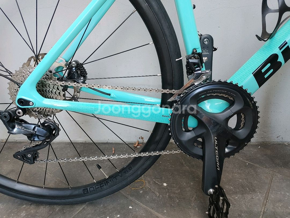 23년 비앙키 스프린트 풀 울테그라 디스크 카본로드자전거 53사이즈 팔아요.--3