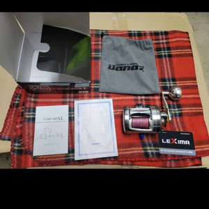 Lexima Banax 바낙스 GMC400XL 장구통릴 (가물치릴)