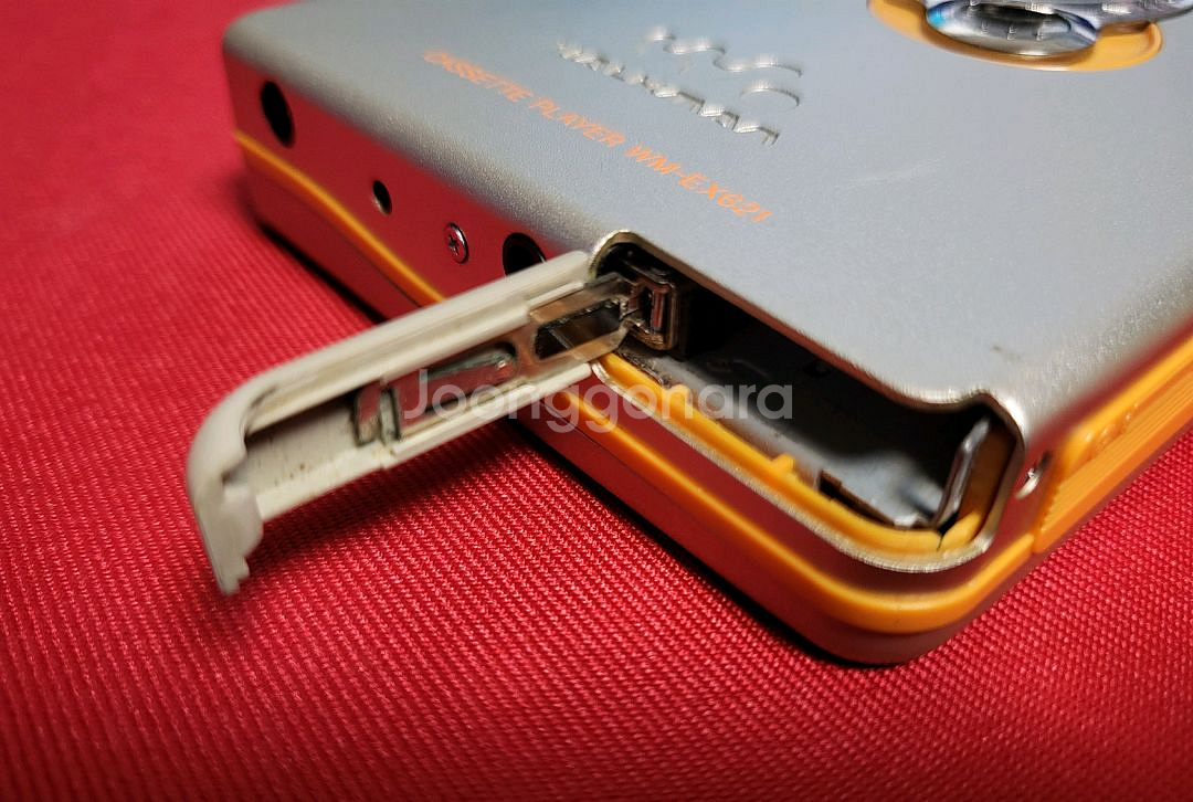 소니워크맨 WM-EX621 정상작동품--6