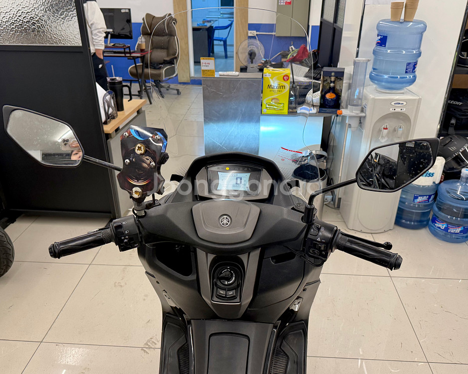 24년식 NMAX125 36,XXXkm 판매합니다--5