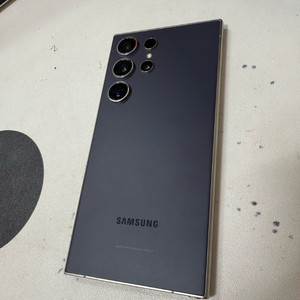 갤럭시S24울트라 256기가 AS기간 많이 남아있어요