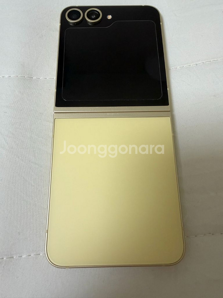 z플립6 팝니다 힌지쪽 하자있어요--2