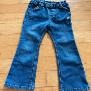 알로봇 부츠컷 청바지