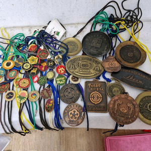 수석기념패 12개 팬던트 목걸이 25개 입니다