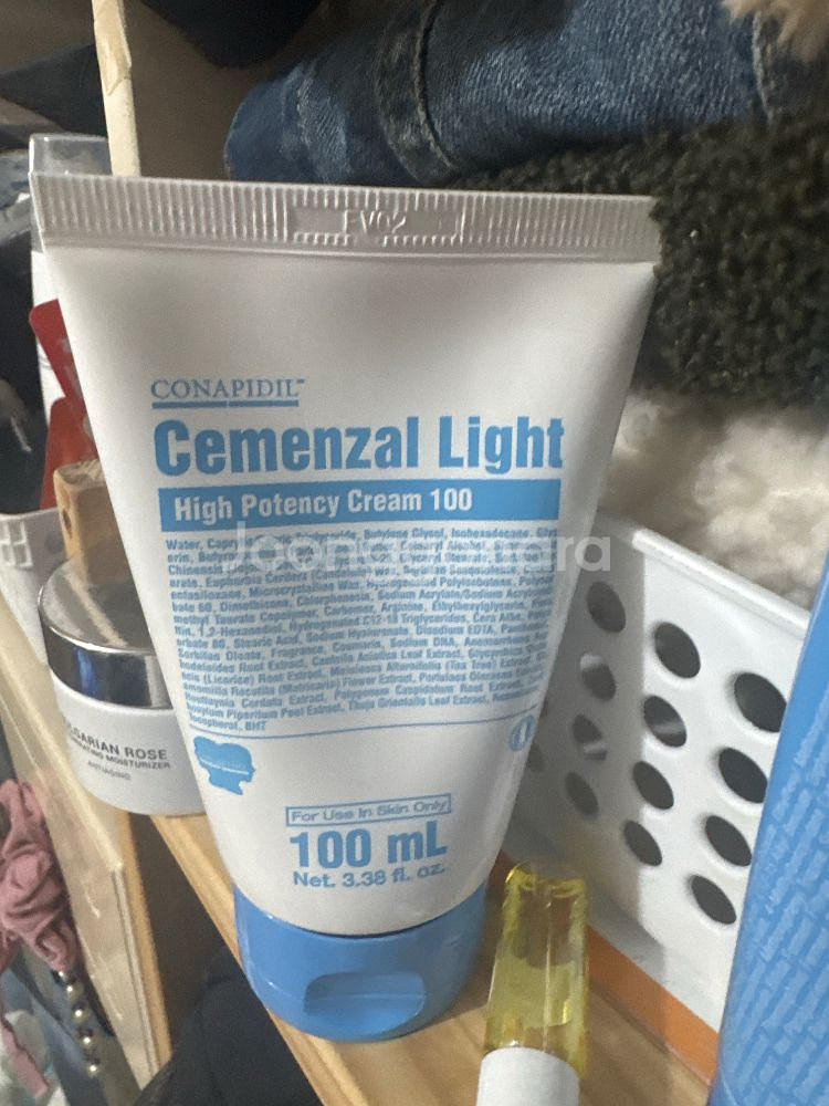 파메스틱스 코나피딜 세멘잘라이트 크림 100ml--0