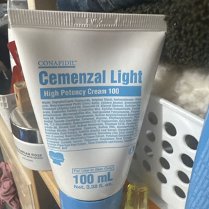 파메스틱스 코나피딜 세멘잘라이트 크림 100ml