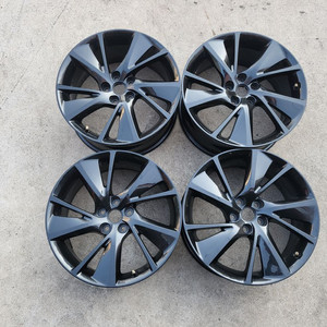 더뉴 제네시스G70 19인치 블랙휠 순정휠 중고휠 팝니다