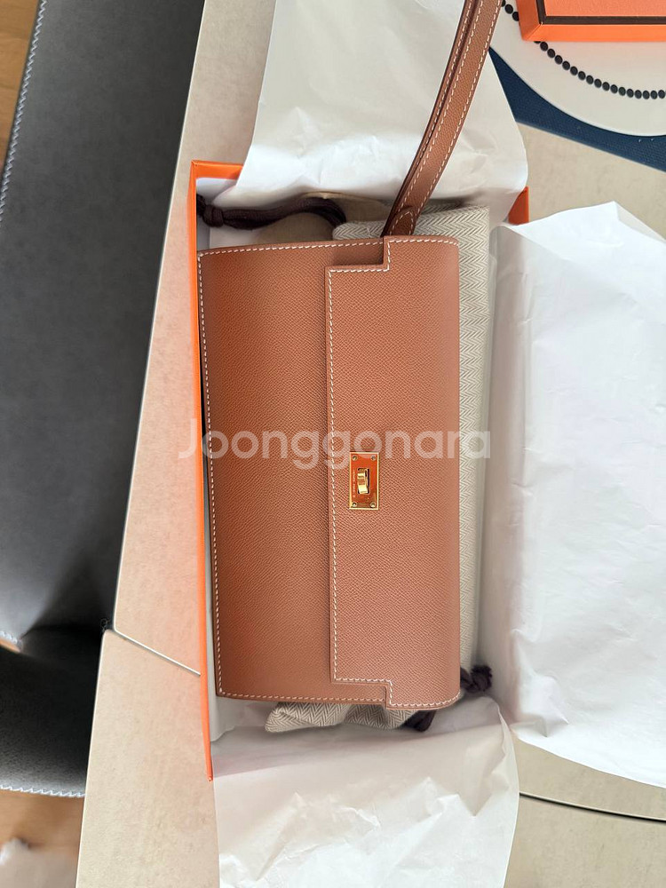 에르메스 카프스킨 켈리 장지갑 골드--0