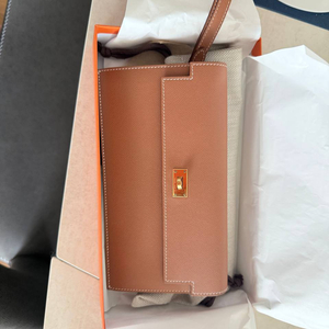 에르메스 카프스킨 켈리 장지갑 골드