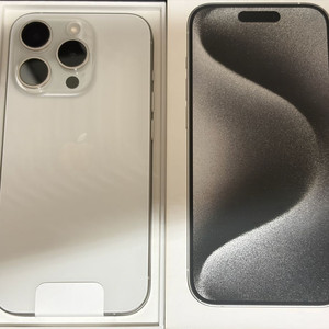 아이폰15프로 자급제 화이트 512GB 팝니다