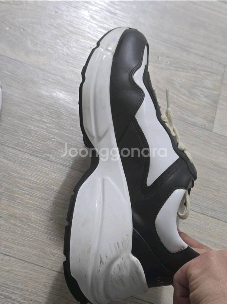 구찌 라이톤 스니커즈--3