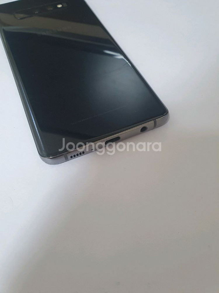 갤럭시S10플러스 자급제폰 잔상없어요 128기가 블랙--3