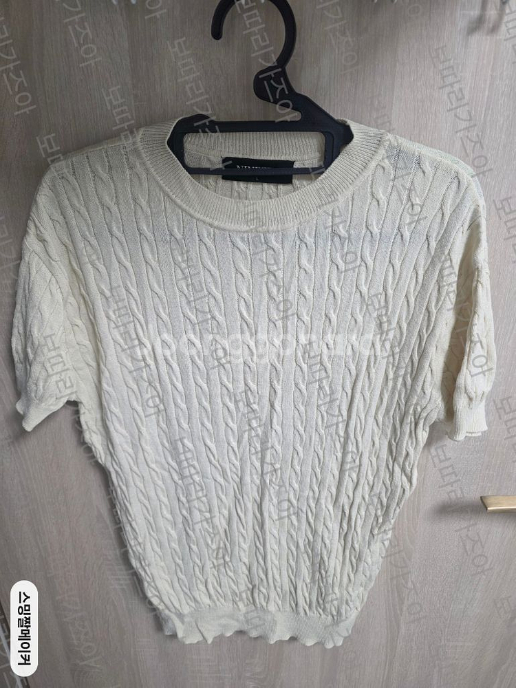 나인제트 케이블 반팔 머슬 니트 (아이보리)--0