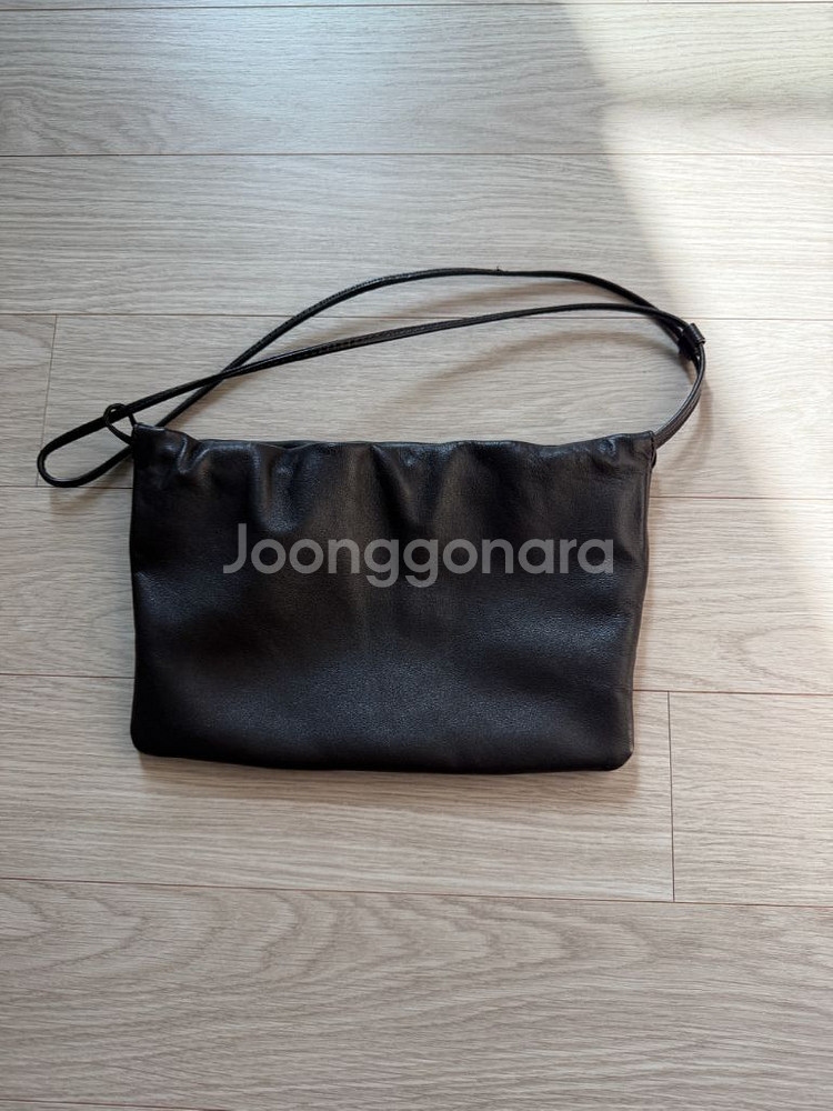 낫띵리튼 넬라 백 미니 다크브라운--2