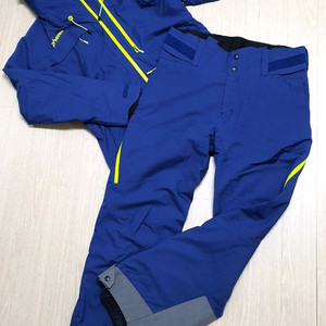 예쁜 피닉스 데모 스키복