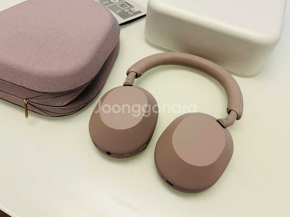 소니 WH-1000XM5 헤드폰 스모키핑크--0