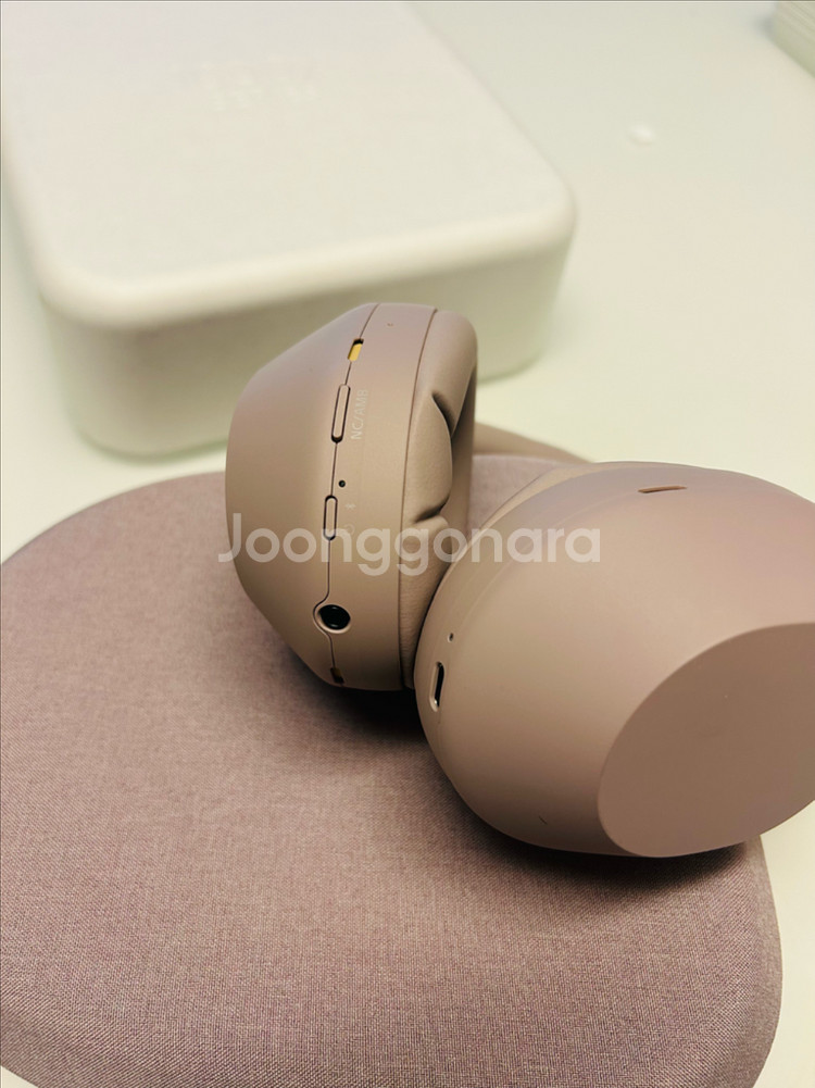 소니 WH-1000XM5 헤드폰 스모키핑크--3