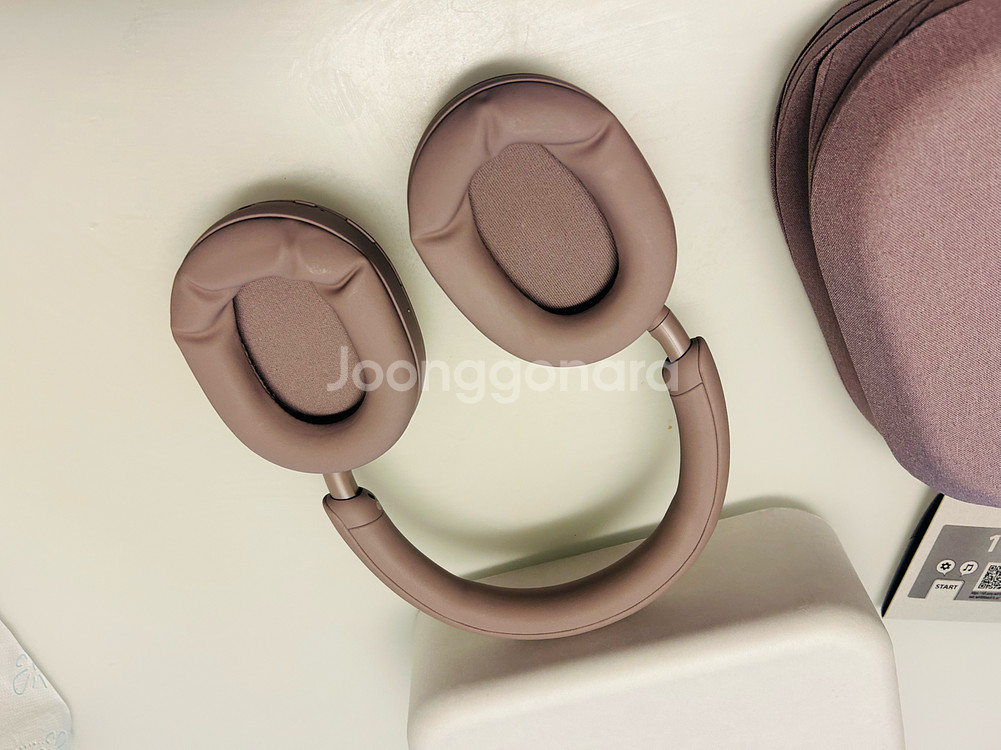 소니 WH-1000XM5 헤드폰 스모키핑크--4