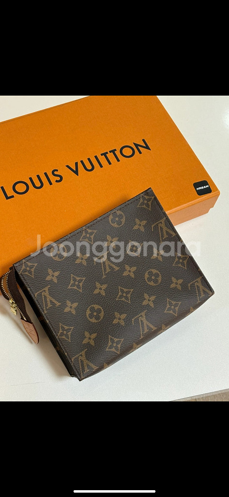 루이비통 모노그램 클러치--1