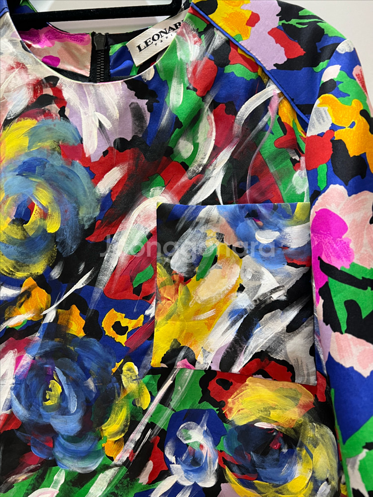 Leonard(레오나드) 유화 블라우스--4