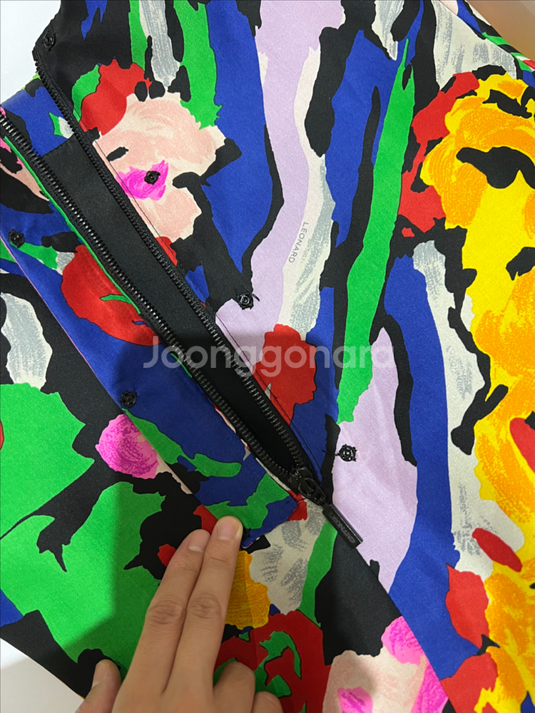 Leonard(레오나드) 유화 블라우스--6