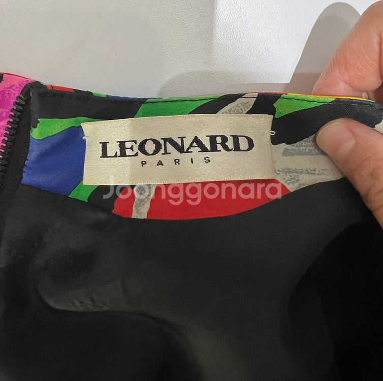 Leonard(레오나드) 유화 블라우스--7