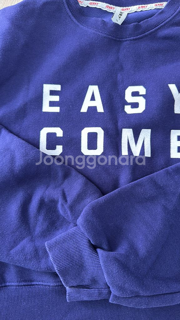 에이지 콜라보 맨투맨--3