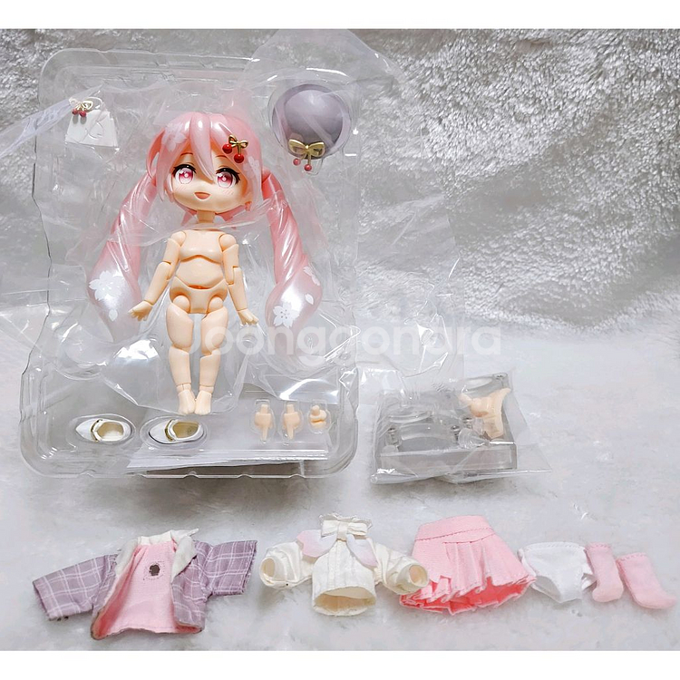 [판매] 넨도로이드 돌 사쿠라 미쿠 하나미 아웃핏 꽃놀이 ver 판매합니다--3