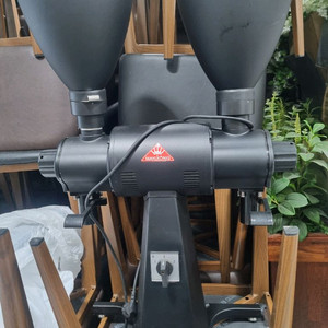 발코닉 커피 그라인더 팝니다. 이미지