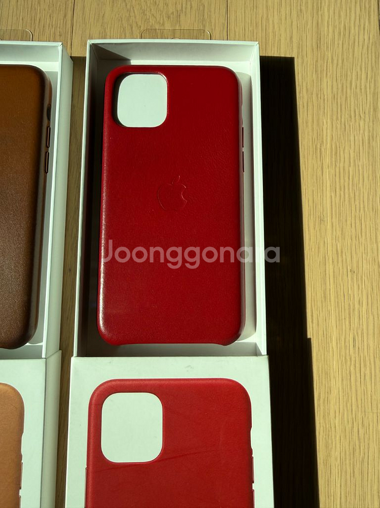 애플 정품 아이폰11프로 가죽케이스--1