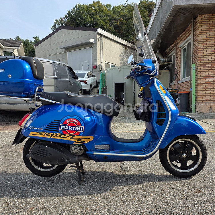 베스파gts300 15년 3만 저렴하게 판매합니다.--1