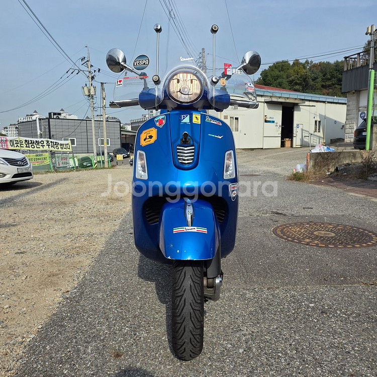 베스파gts300 15년 3만 저렴하게 판매합니다.--7