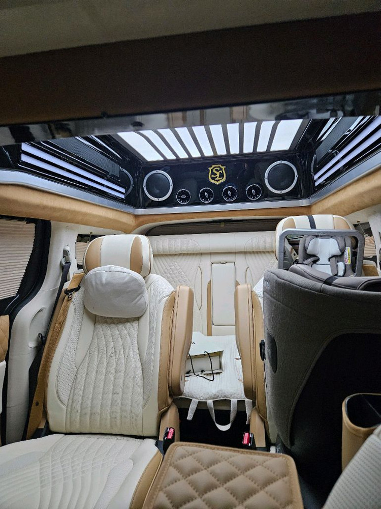 스타리무진(카니발 하이리무진 특장) 이미지