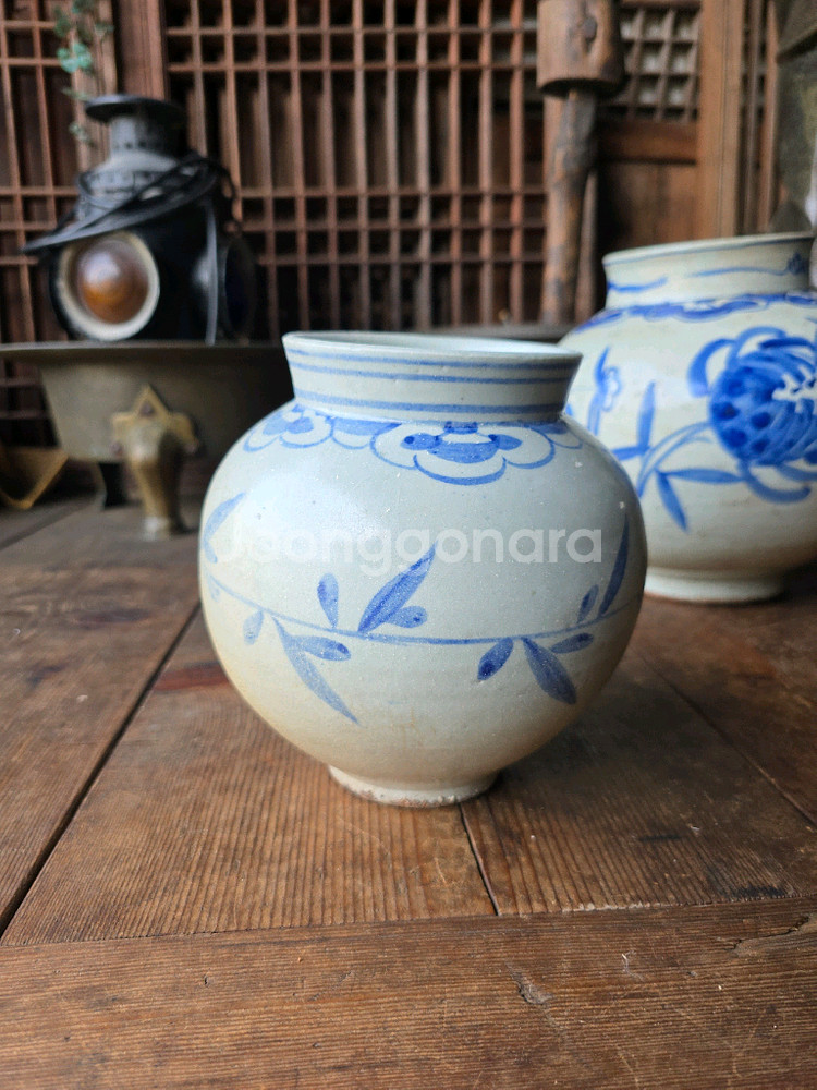 조선시대 청화백자 불수문호 / 석류문호--1